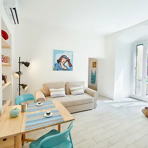 https://buro-bed-relax.emilia-romagnahotels.net